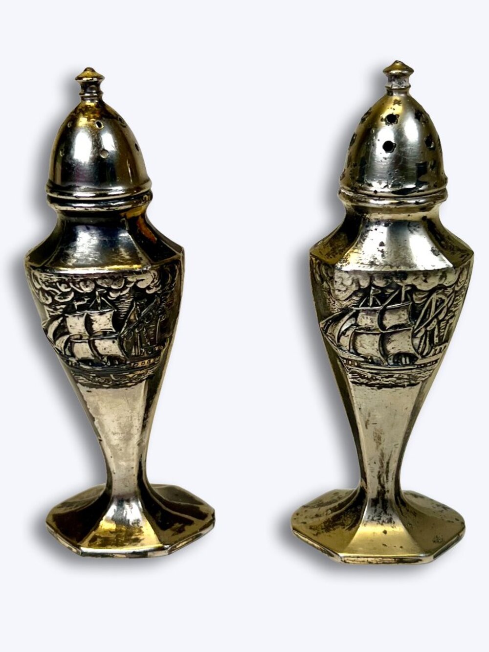 Vtg CS Silver Plate Clipper Ship Salt Pepper Shakers Nautical Sail Boat Coastal